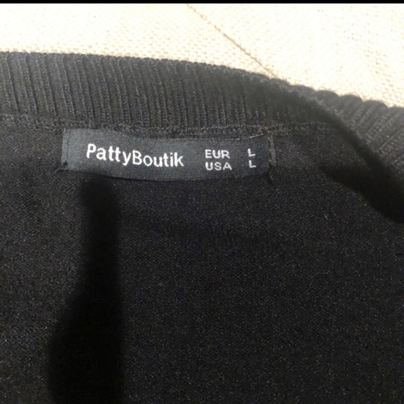 Black Crewneck Diagonal Zip Sweater Cardigan - Picture 4 of 5